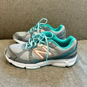 Women’s New Balance 470 Size 10 D Wide New in Box